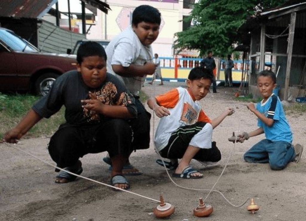 Traditional Games in Malaysia.jpg